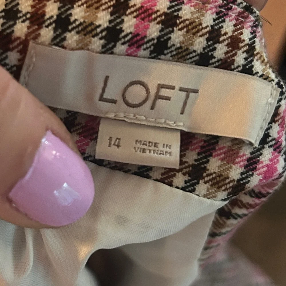 LOFT Plaid Mini Skirt - Picture 5 of 6